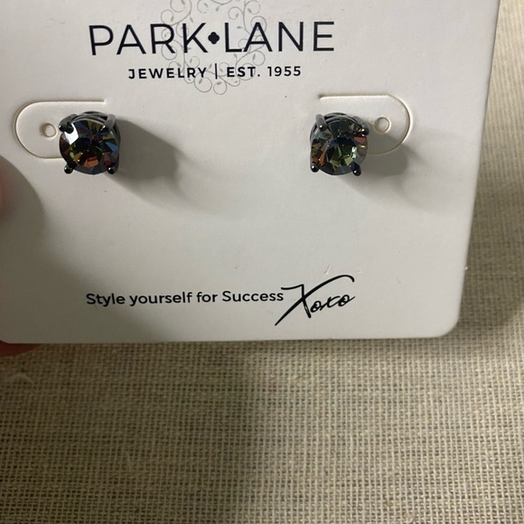 IMPRESSION Studs EACH - Picture 11 of 16